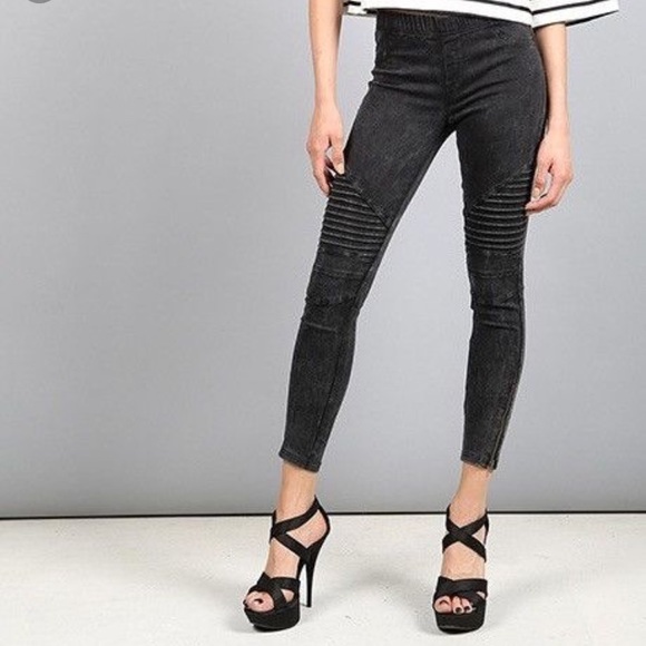 Denim - Beulah| Black Moto Jeggings